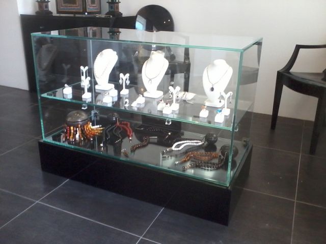 ΚΡΥΣΤΑΛΛΙΝΑ ΕΠΙΠΛΑ